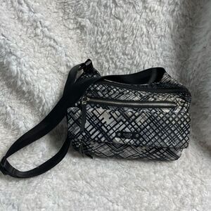 Tutilo New York gray and black Nylon crossbody bag adjustable strap